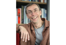 Photo of Российский ученый получил премию